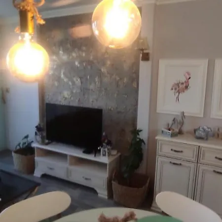 Apartamento апартамент за гости La Bellissima